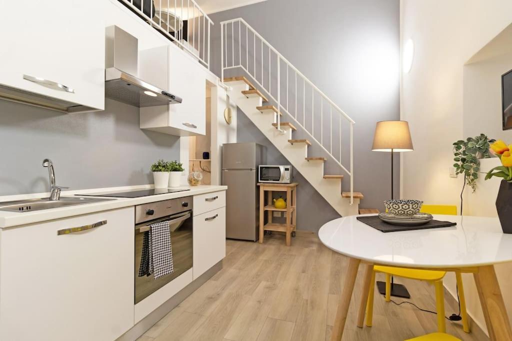 Ferienwohnung Moscova Moderno E Centrale Bilocale Per Coppie Mailand Exterior foto